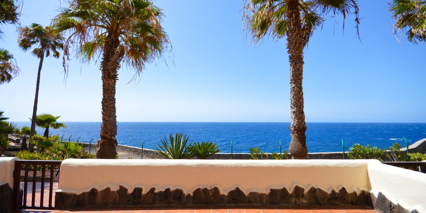 terras appartement met zeezicht in tenerife
